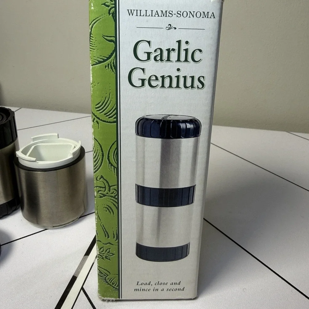 Williams-Sonoma Garlic Genius Chop Mince Made in Slovenia Vintage 2003 Rare Box‎